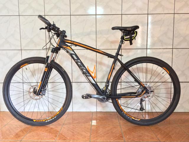Bicicleta 29 Oggi Big Wheel 7 2 2018 Preto Laranja Mountain Bike Mtb Bicicleta 29 Oggi Big Wheel 7 2 2018 Preto Laranja Mountain Bike Mtb Nova