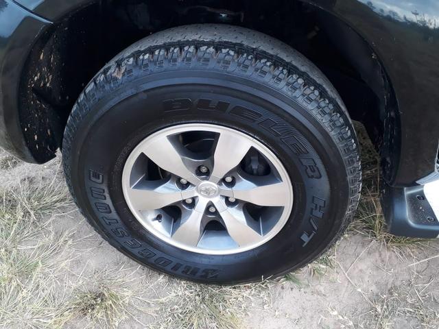 Hilux caminhoneta - Foto 6