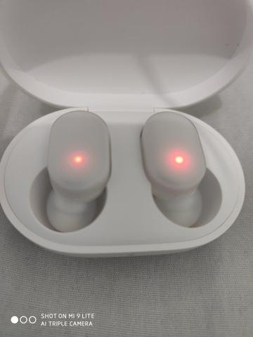 Fone De Ouvido Xiaomi Mi True Wireless Earbuds BRANCO (NOVO NA CAIXA NUNCA FOI USADO) - Foto 3