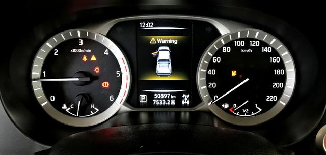 Nissan Frontier LE CD 4x4 2.3. Prata 2017/17 - Foto 10