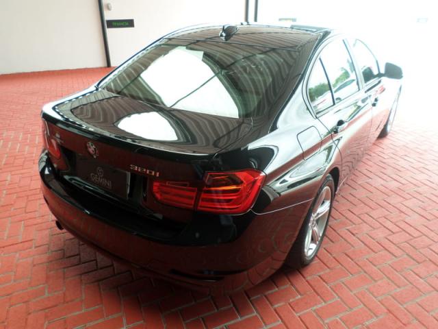BMW 320I 2.0 16V TURBO ACTIVE FLEX 4P AUTOMATICO - Foto 7