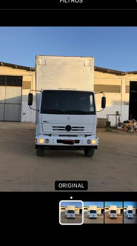 Caminhão mercedes 1718/2011