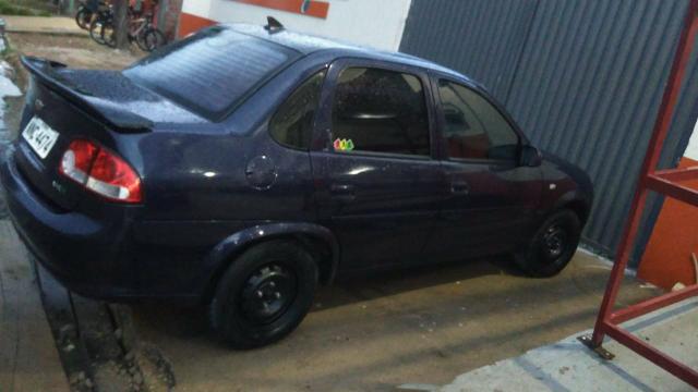 Corsa classique 2011/2011 ar é direção 5 pneu novos todo revisando só o filé!