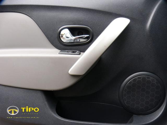 RENAULT LOGAN EXPRESSION 1.6 2018 - Foto 15