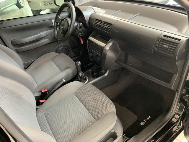 VW - VOLKSWAGEN FOX 1.0 MI TOTAL FLEX 8V 5P - Foto 9
