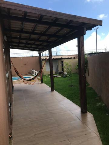 Casa térrea com 310m² - 3 suítes - sala de cinema ? 4 vagas e a 20 minutos de Ponta Negra - Foto 11
