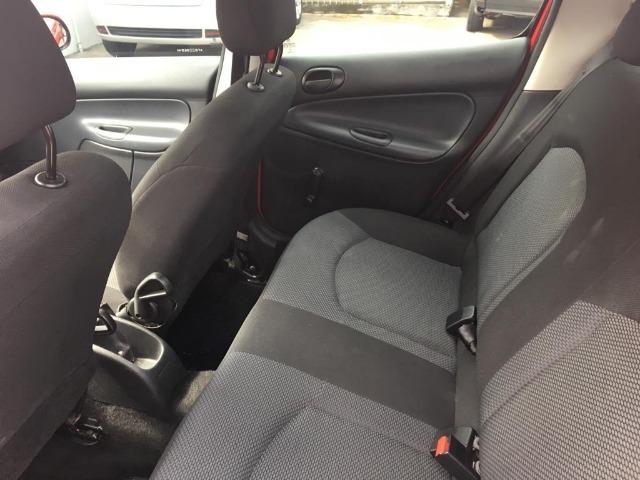 Peugeot 207 Active 1.4 Completo - Foto 9