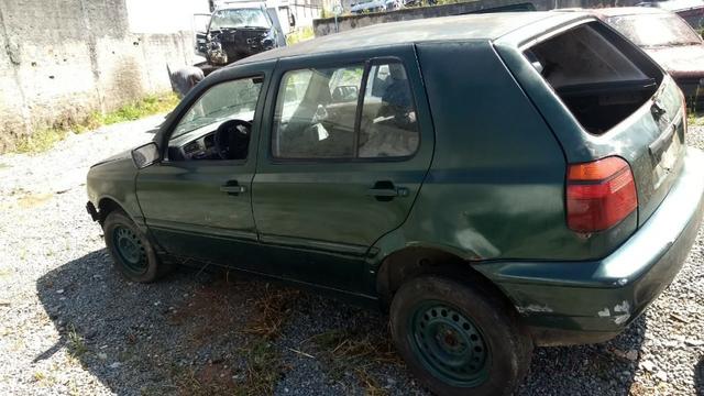 Golf 1.8 ap 1997 sucata Em Peças