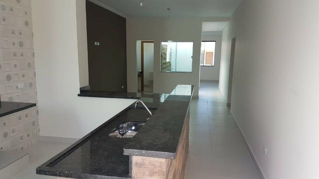 Casa térrea no Condomínio Oasis - 3 dormitórios sendo 1 suíte - área gourmet - quintal - Foto 12