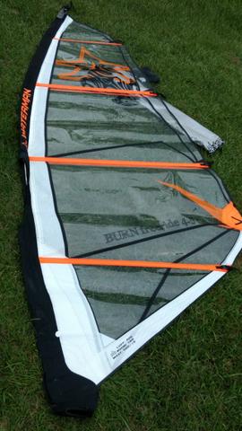 Vela Windsurf Burn FreeRide 4,5 -Usada somente uma vez - Foto 3