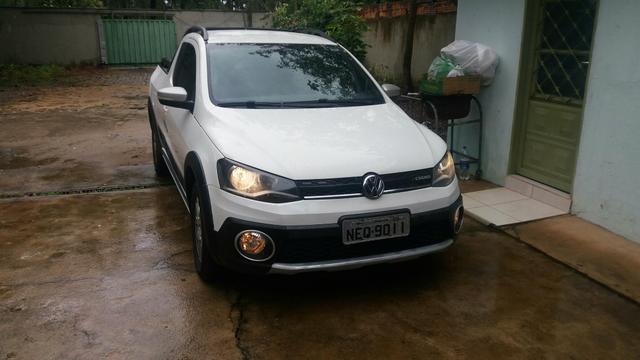 Saveiro ce cross g6 troco por carro automático - Foto 3
