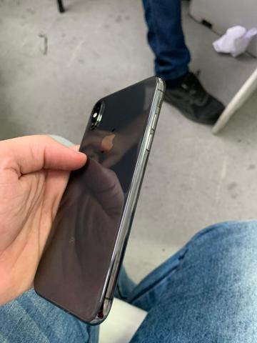 IPhone X 256gb + Capa carregadora Original Apple - Foto 2
