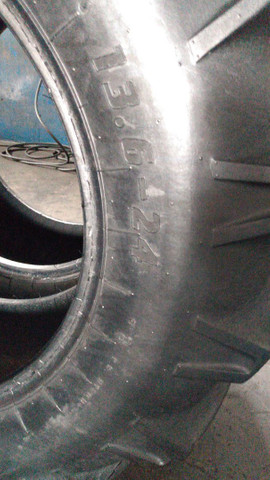 Pneus 13-6-24 de 08 Lonas usados - Foto 5