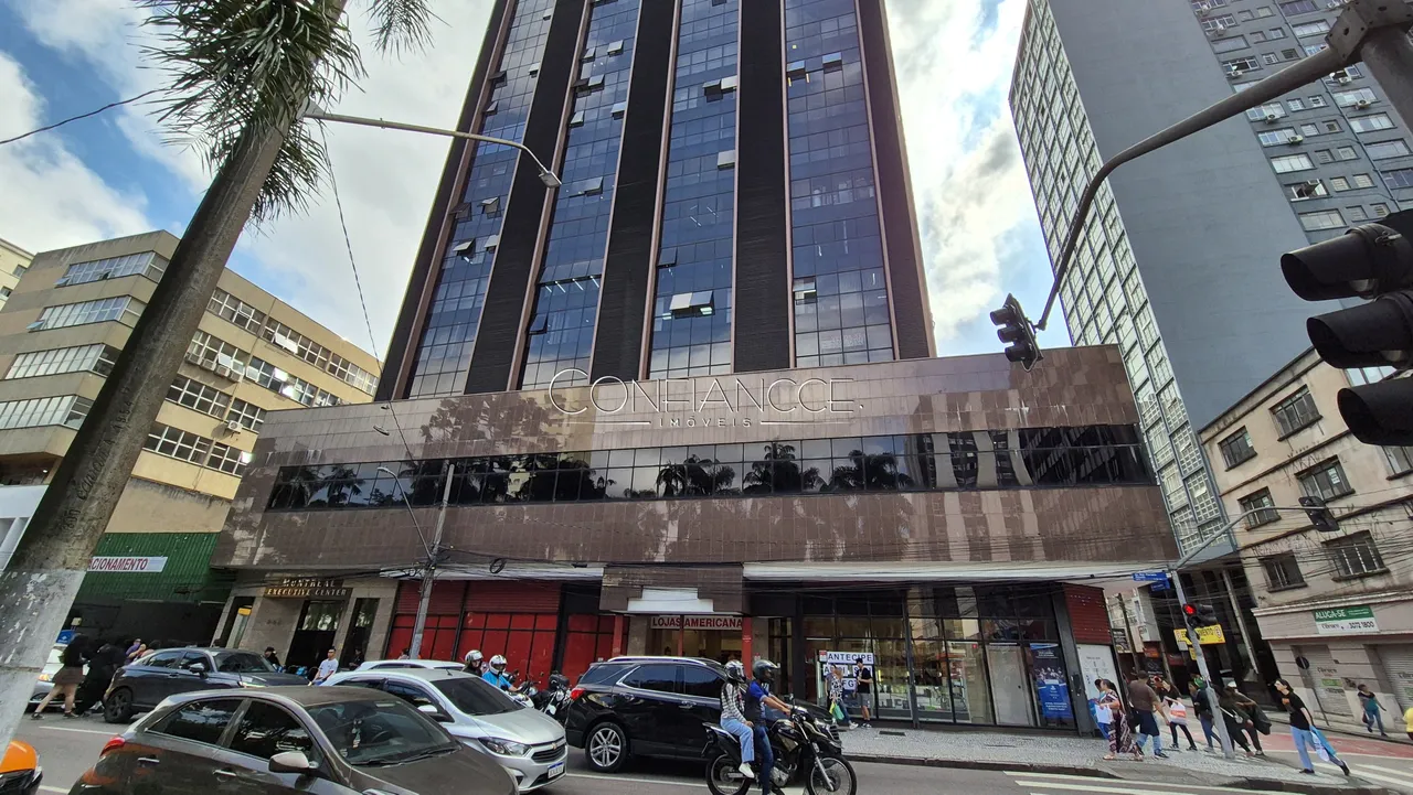 Sala comercial à venda no Centro, Curitiba | Confiancce Imóveis