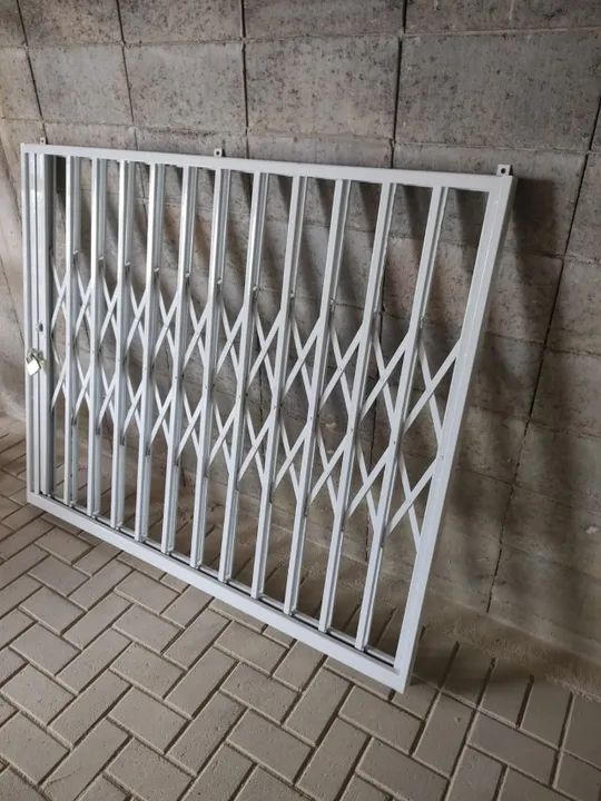 Vendo grade pantográfica - Foto 2