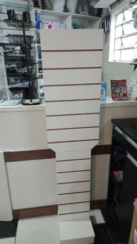 Expositor canaletado taça 