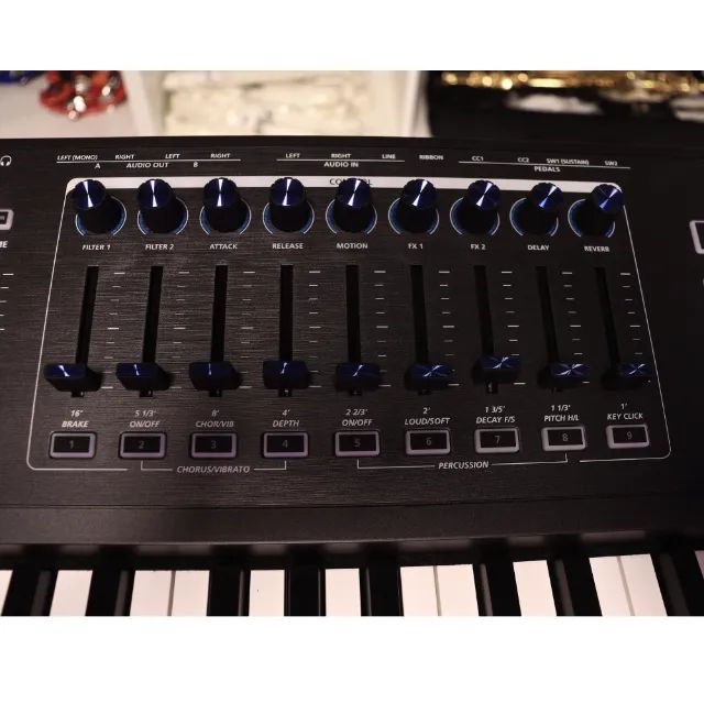 Teclado Sintetizador Kurzweil PC4 com 88 Teclas 256 Vozes - Foto 3