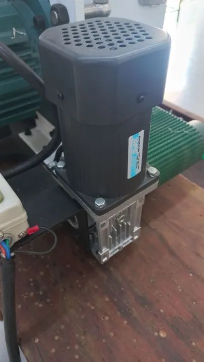 Lixadeira DX de bancada 150 mm com motor de 3 cv - Marcenaria - Foto 5