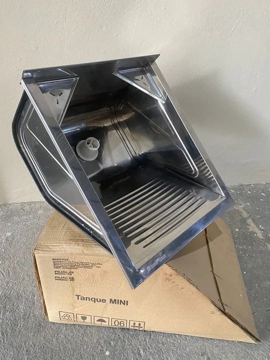 TANQUE MINI AÇO 430 C/ SUPORTE - GHELPLUS 