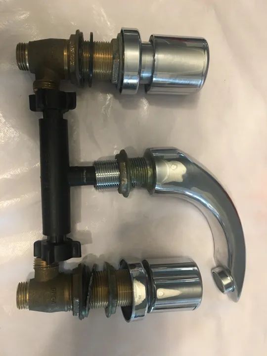 Torneira Lavatório Misturador Deca