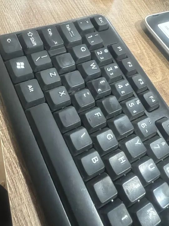 Doação 2 Teclados USB - usado - Foto 2