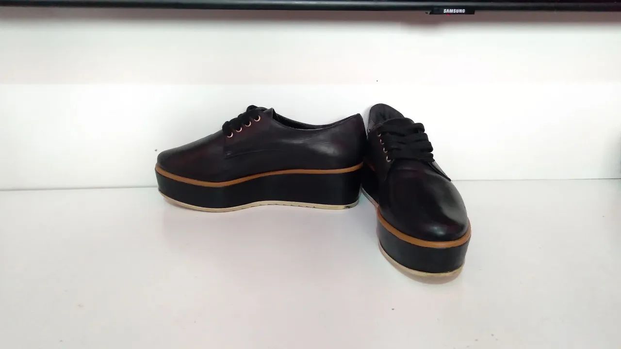 Sapato plataforma Arezzo tamanho 35