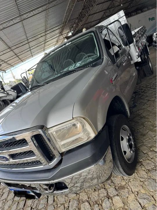 F4000 ANO 2015 - Foto 2