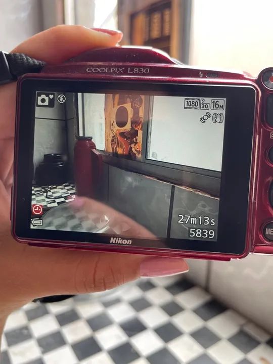 Câmera Digital Semiprofissional Nikon Coolpix L830 - 16MP, Full HD - Foto 6