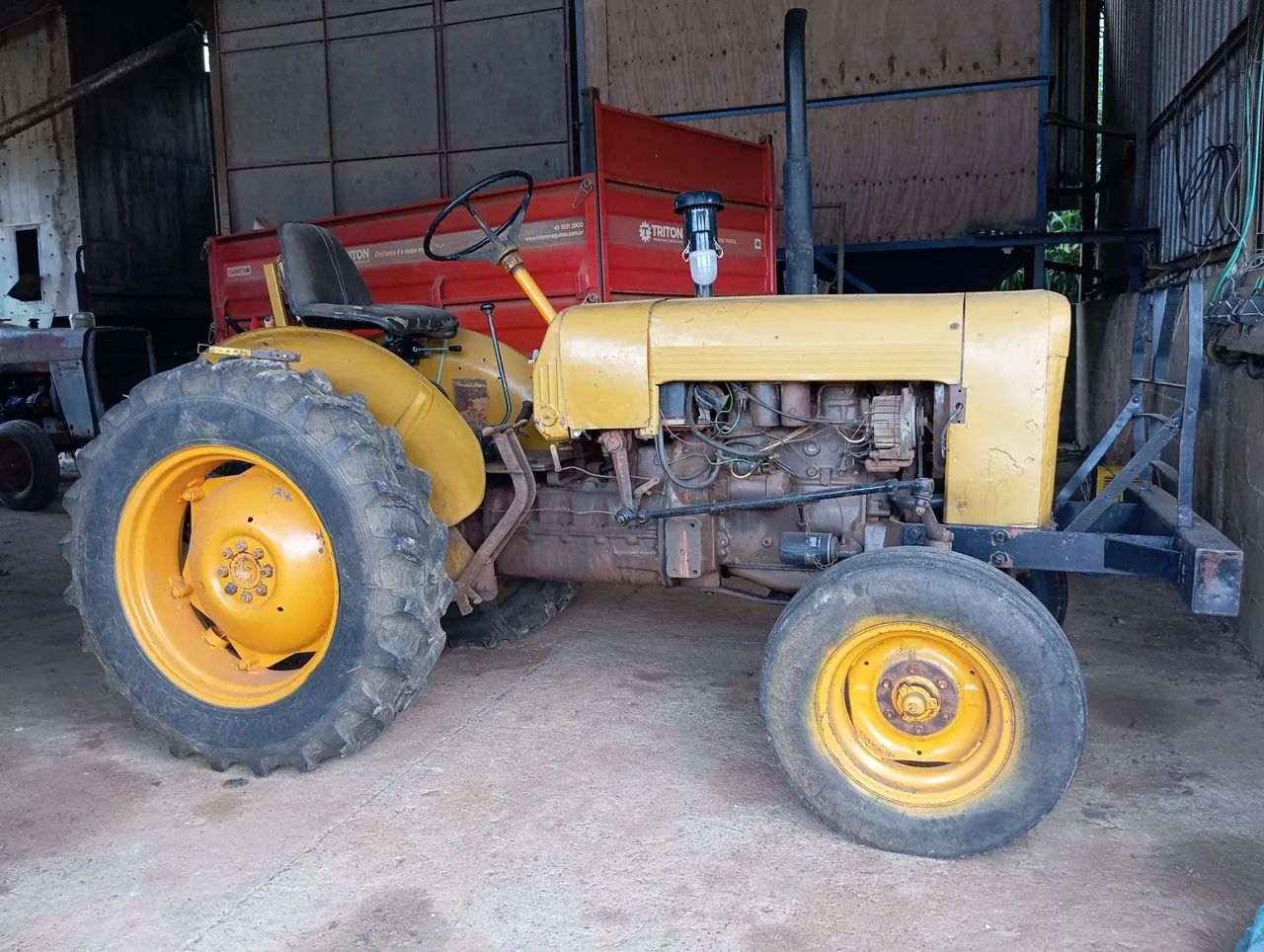 Trator cafeeiro Valmet 62