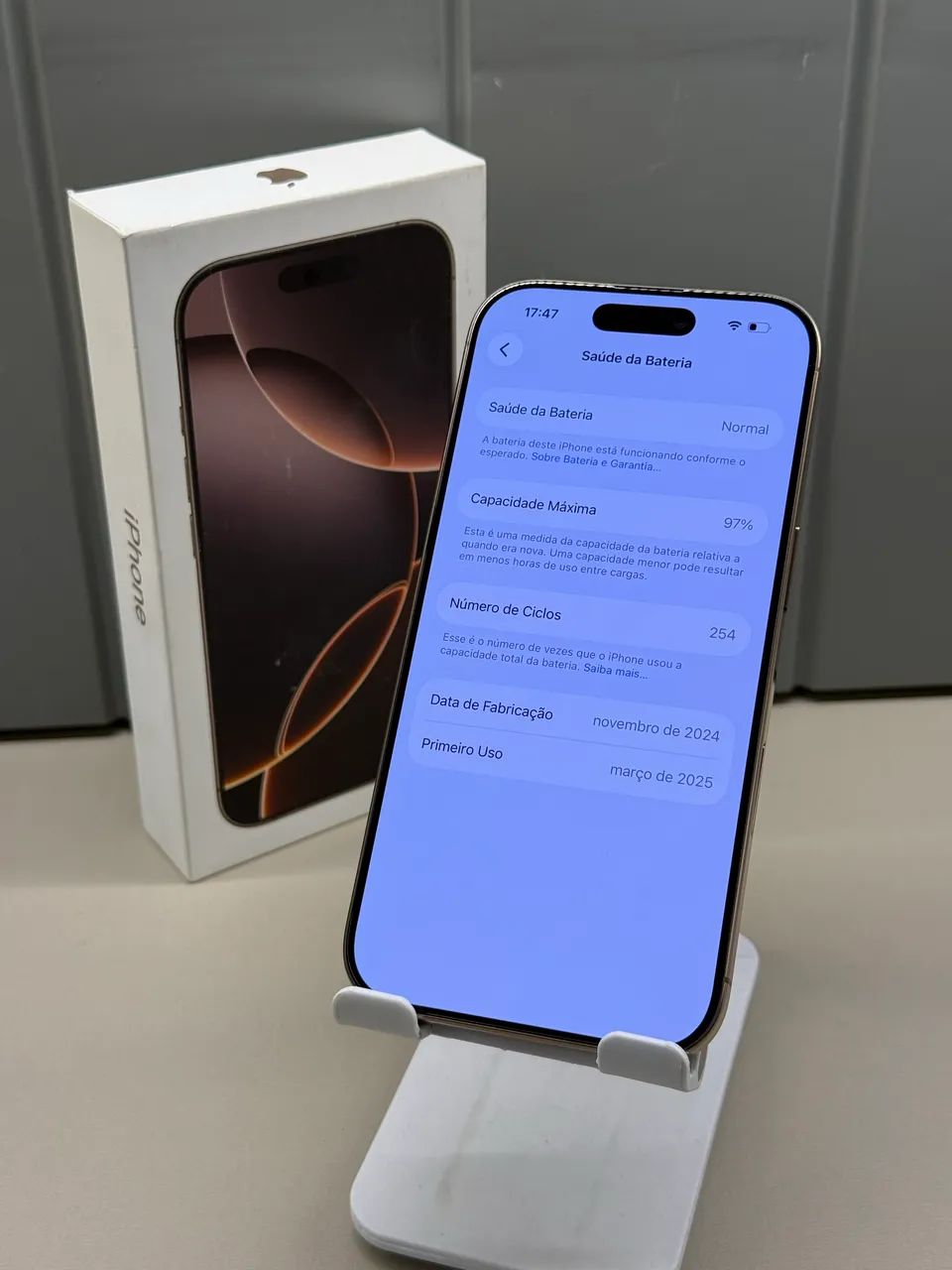 iPhone 16 Pro 128GB SIMフリー　バッテリー：97% Apple iPhone 16 Pro 128GB SIMフリー [デザートチタニウム] 価格比較