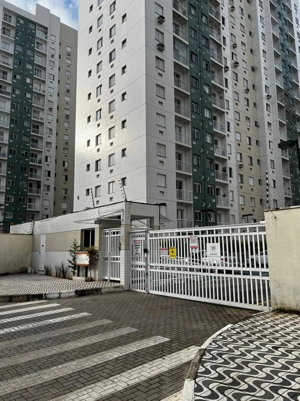 Apartamento à venda em Praia Grande-SP, bairro Ocian: 2 quartos, 1 sala, 1 banheiro, 1 vag