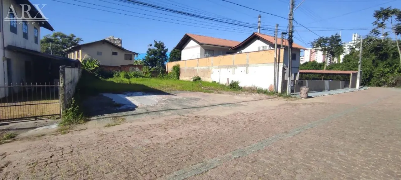 Ótimo terreno na Vila Nova ...Aceita permutar por apartamentos ou lofts
