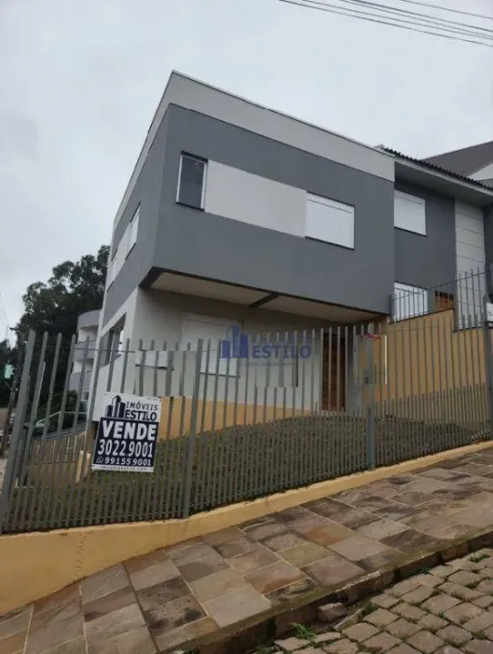 Sobrado à venda, 136 m² por R$ 740.000,00 - Colina Sorriso - Caxias do Sul/RS