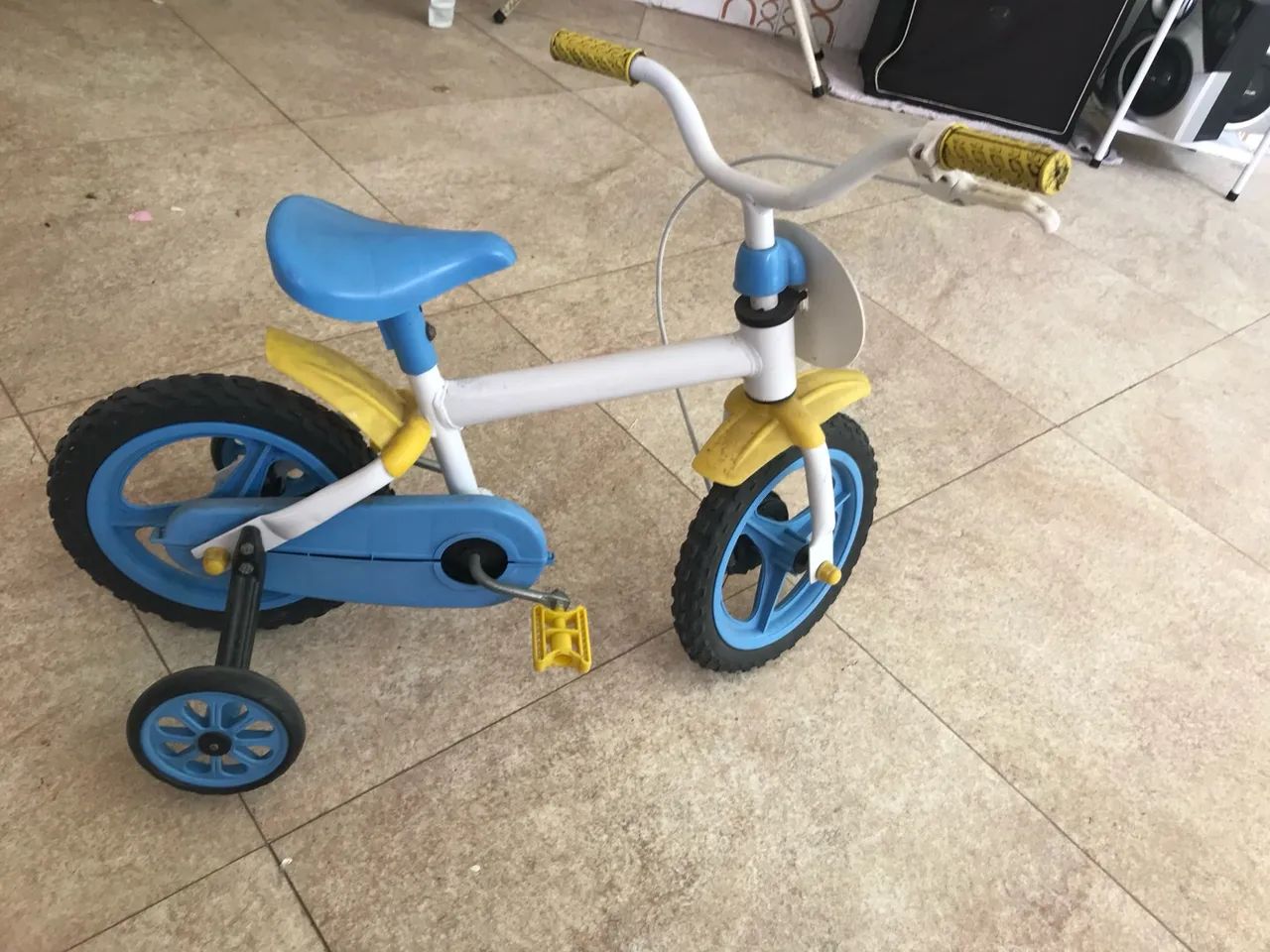 Bicicleta Infantil com Rodinhas - Foto 5