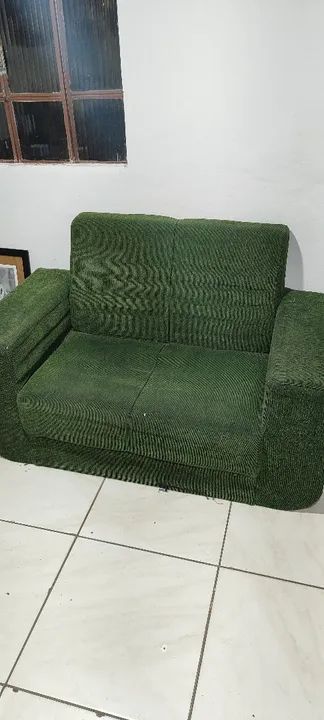 2 Sofás, um de 3 lugares e um de 2 lugares - Foto 2