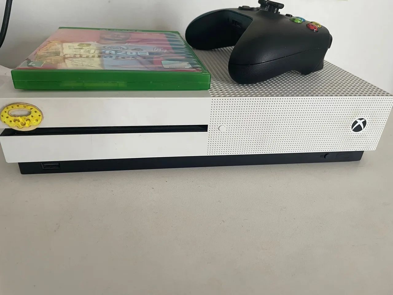 Xbox One com jogo FIFA 20 - Foto 2