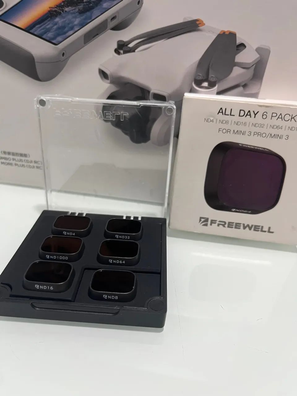 DJI MINI 3 FLY MORE COMBO PLUS (DJI RC) + FILTROS FREEWELL - Foto 3