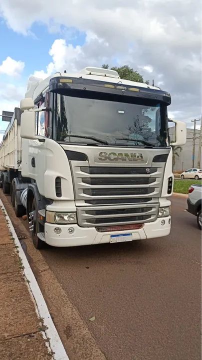 Conjunto Scania e bicaçamba Randon