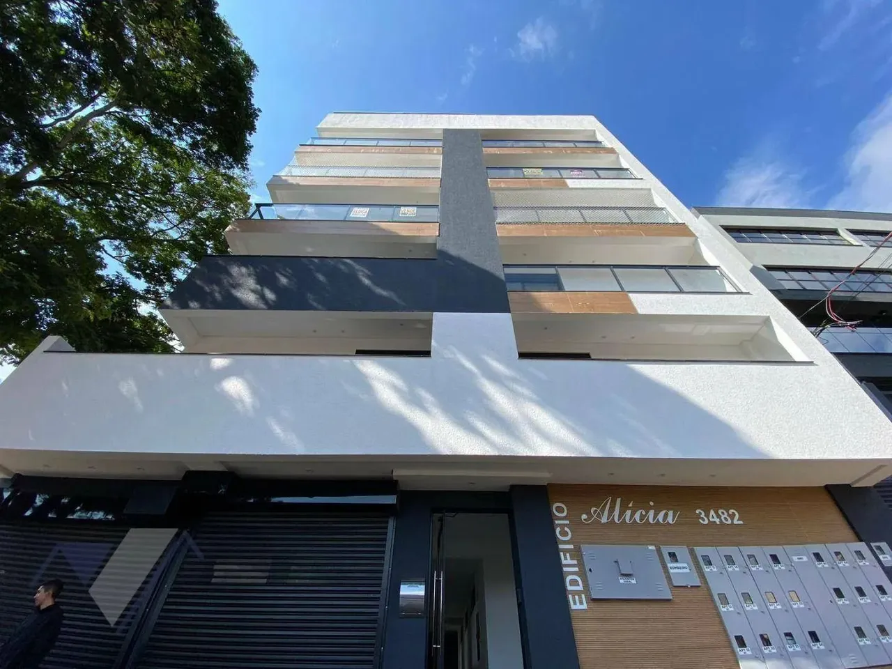 Apartamento com 3 dormitórios para alugar, 113 m² por R$ 3.850,00/mês - Centro - Cascavel/