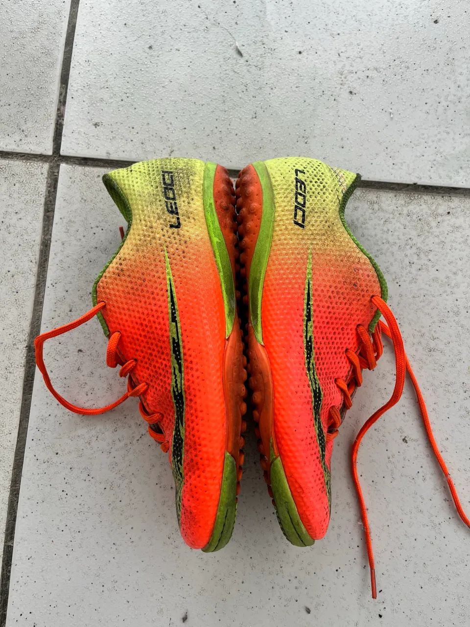 Chuteira64314893129475123