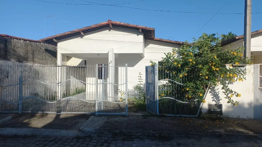 CASA 3/4, SUITE, GARAGEM. CONDOMÍNIO SANTOS DUMONT- NA RUA DA BASE AÉREA DE PARNAMIRIM/RN