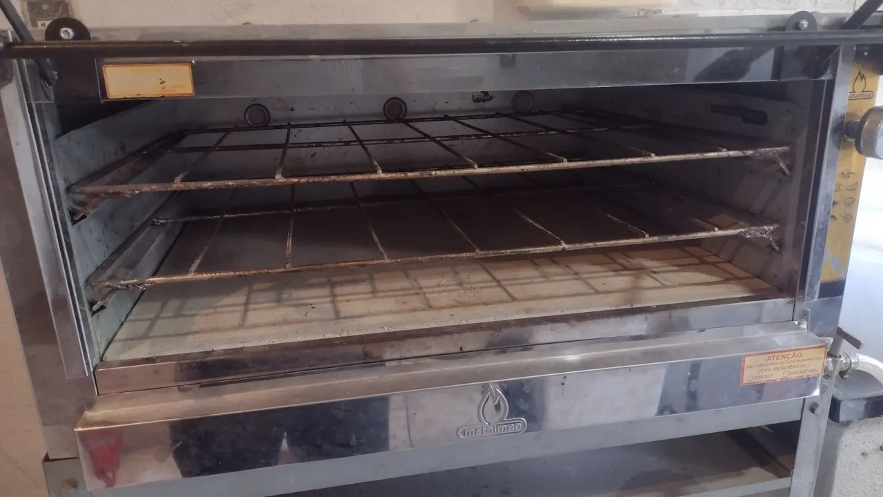 Forno Industrial a Gás 80X60 Guilhotina Metalmaq