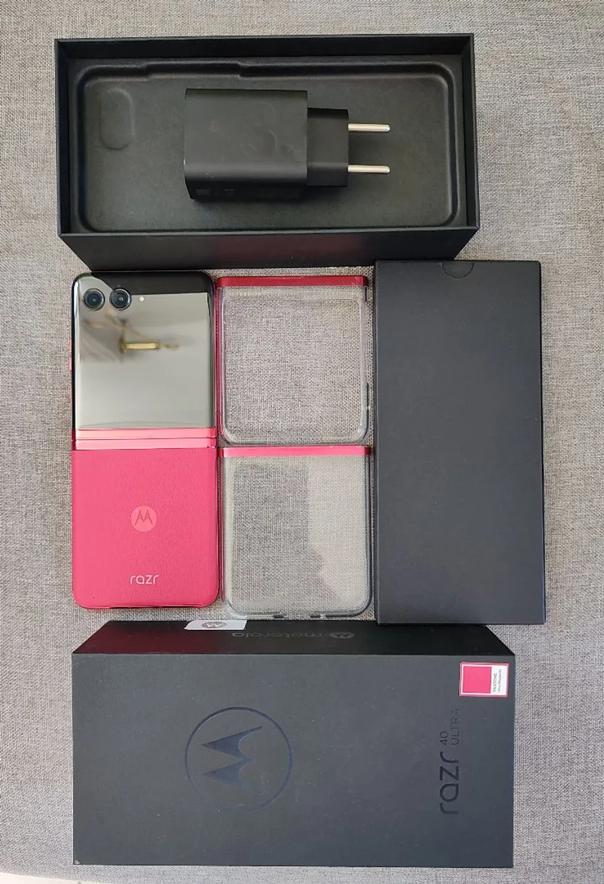 VENDO MOTOROLA RAZR 40 ULTRA