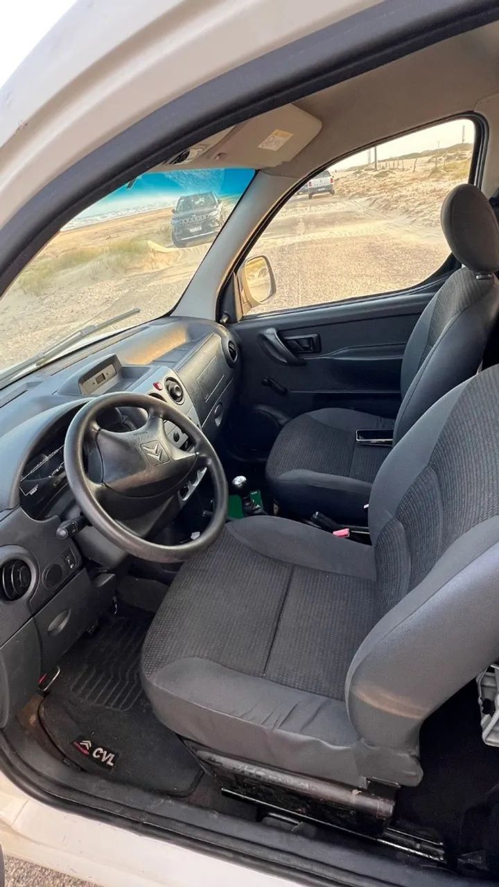 *VENDO*  *CITROËN BERLINGO 2018  Carro muito conservado, Documentação em dia, Licenciado   - Foto 4