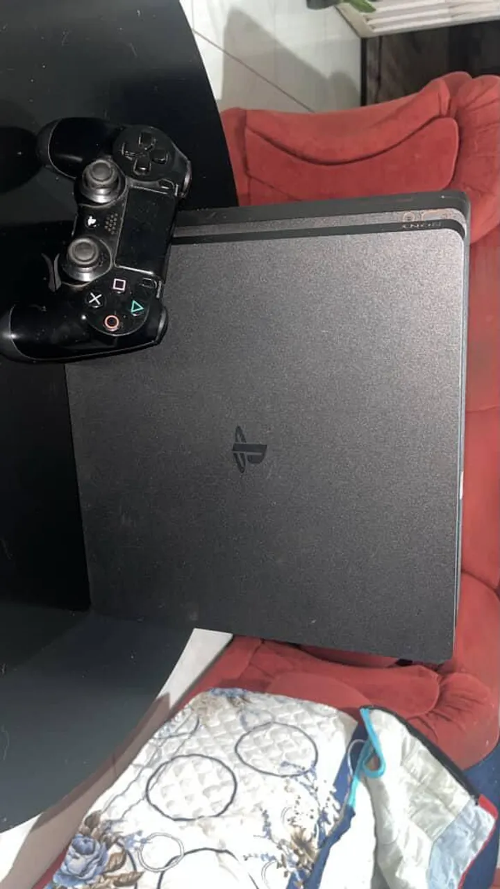 Playstation 4 Slim