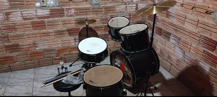 Bateria semi nova Profire usada 1/2 vezes