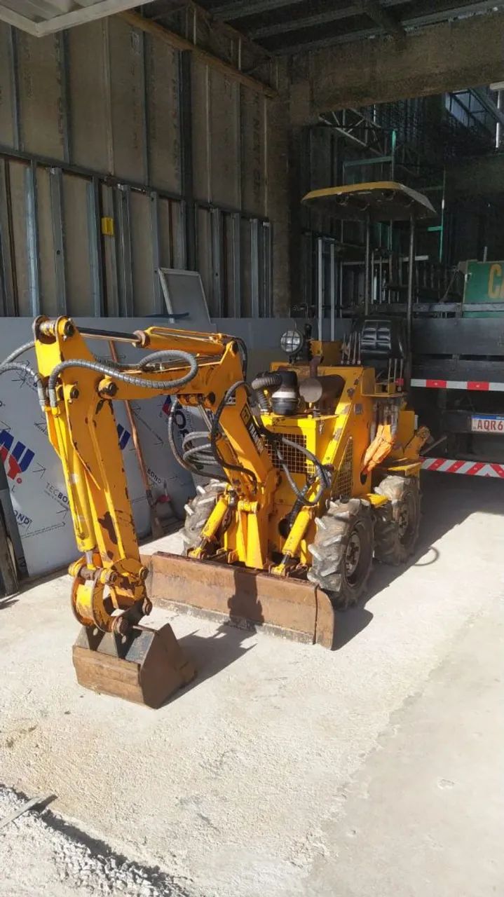 Mini escavadeira hidráulica