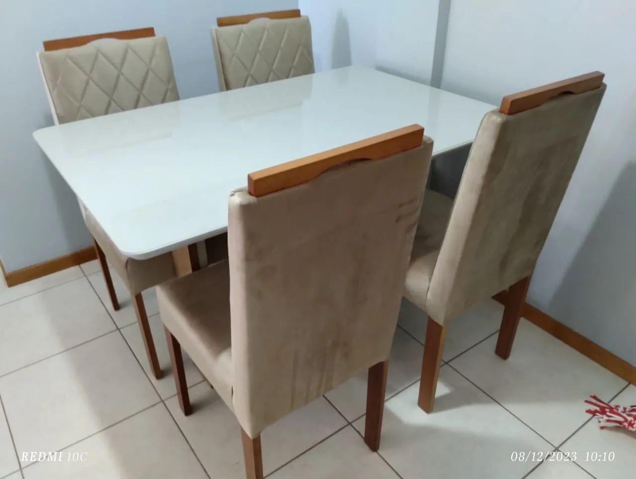 Mesa de Jantar com 4 Cadeiras  madeira maciça  - Foto 2