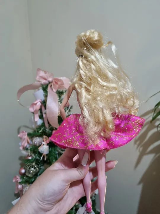 Boneca barbie bailarina rosa - Foto 2