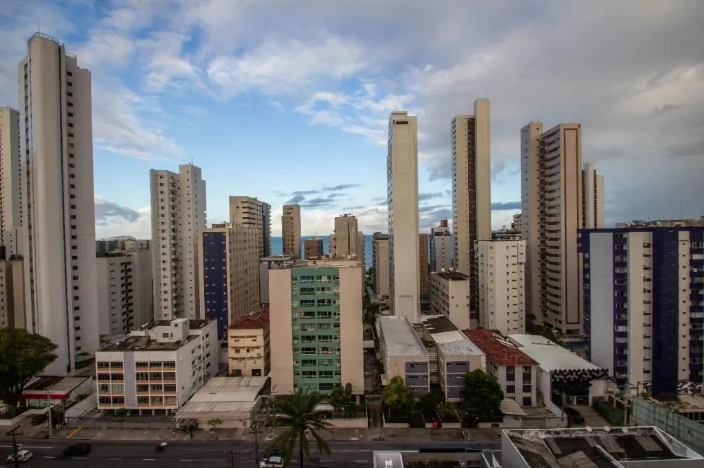 Sala para alugar em empresarial na Domingos Ferreira